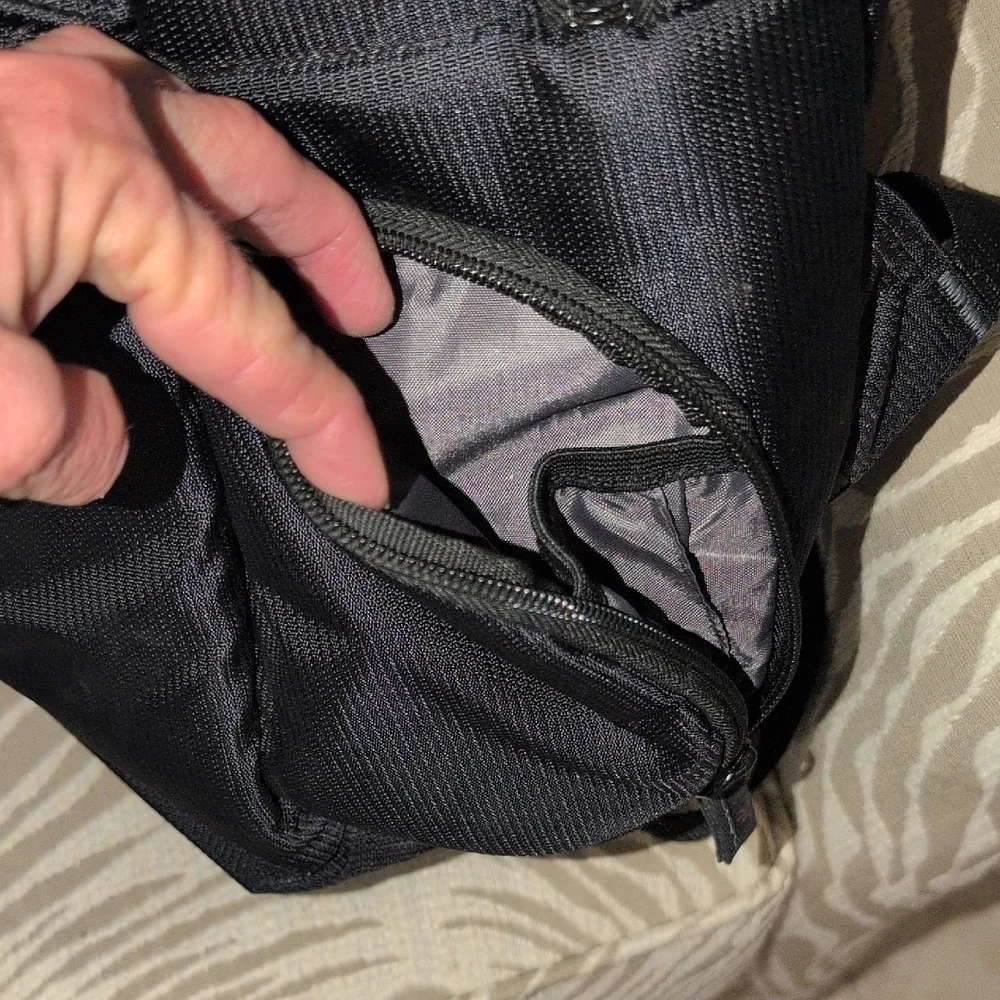 Case Logic Large Black Uplink Backpack
